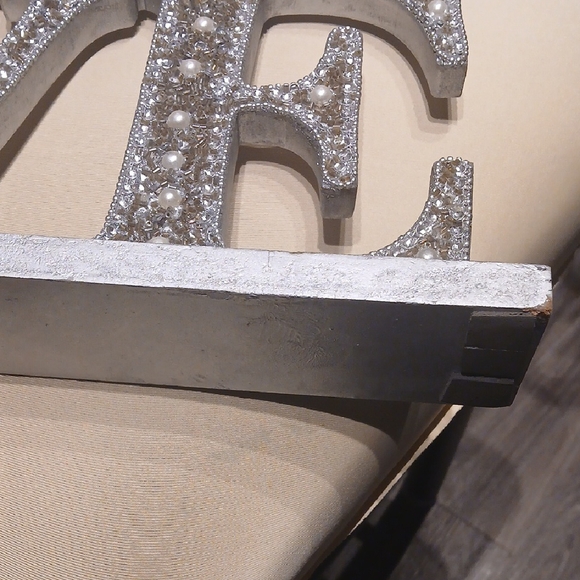 Silver LOVE Decorative Sign - Picture 5 of 11